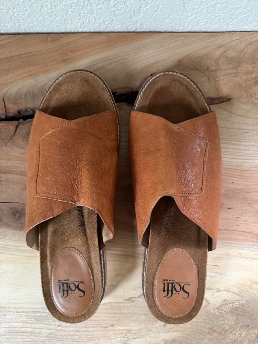 Sofft Women's Cognac Leather Slide Mules